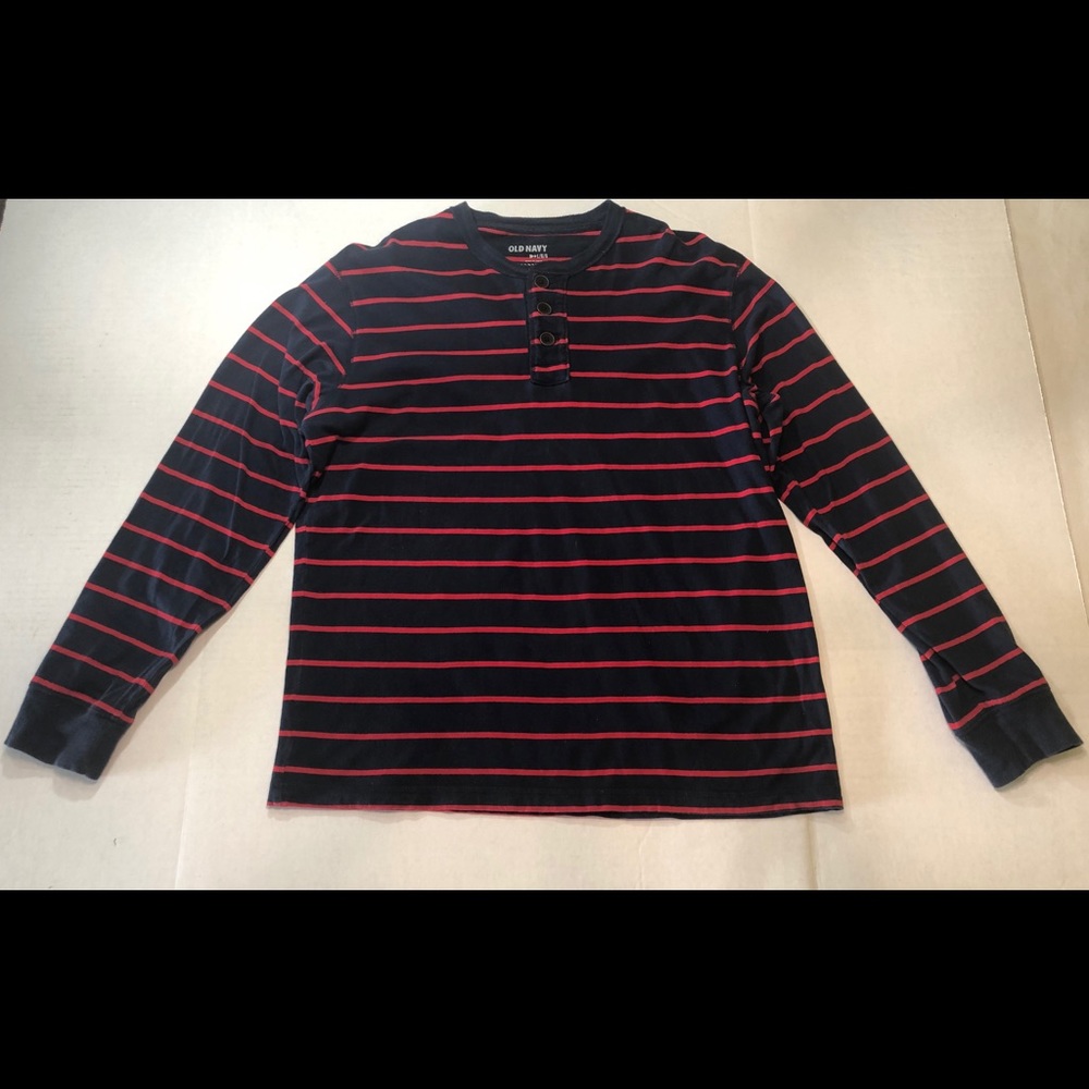 Old Navy long sleeve T-Shirt
